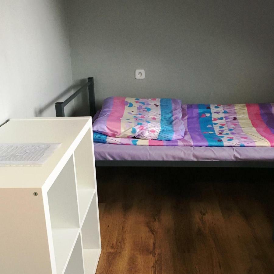 זיילונה גאורה Hostel Pod Topolami מראה חיצוני תמונה