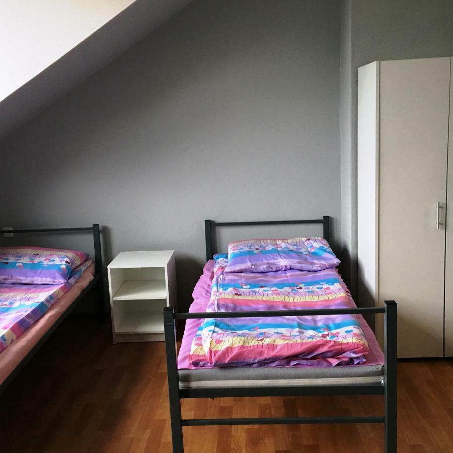 זיילונה גאורה Hostel Pod Topolami מראה חיצוני תמונה